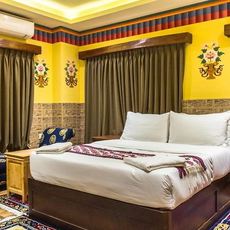 White Dragon Hotel Punakha Exterior photo